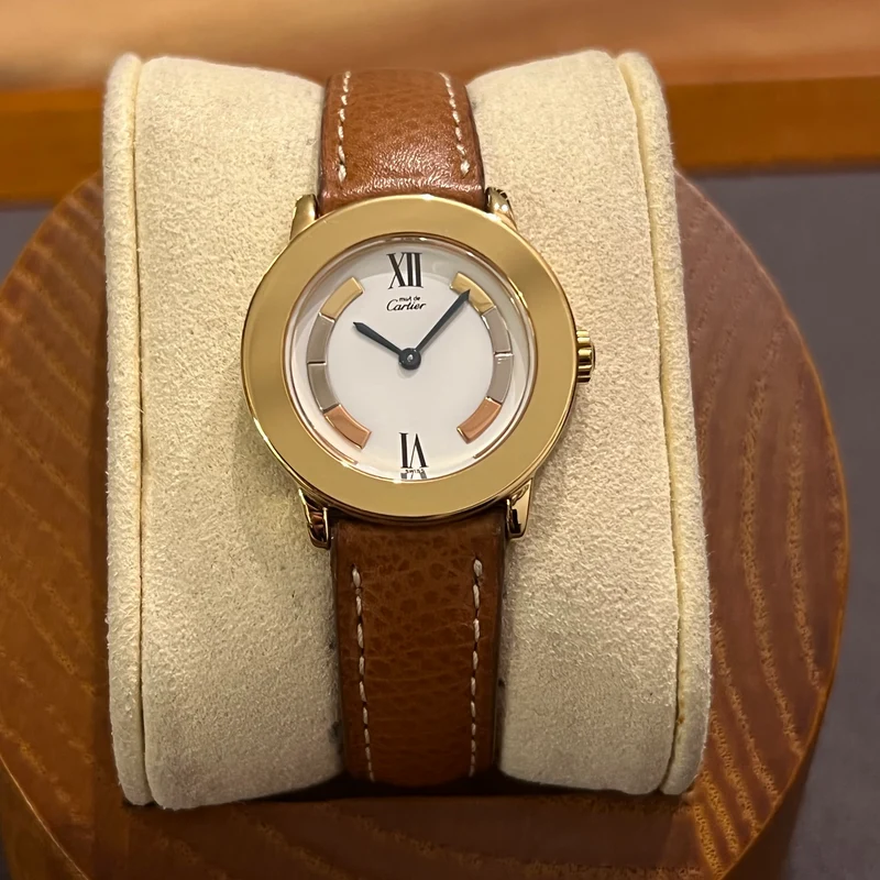 Montre Cartier Must Ronde Trinity avec boîtier en argent W1009143