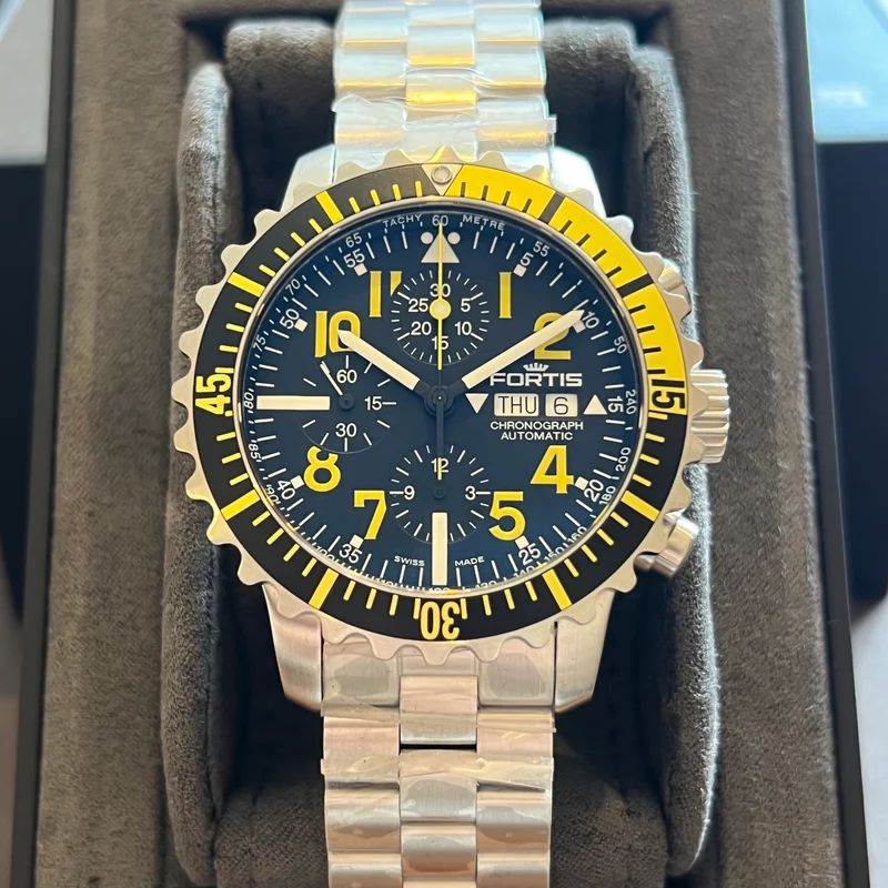 Fortis Aquatis Marinemaster Chronographe Jaune 671.24.14M