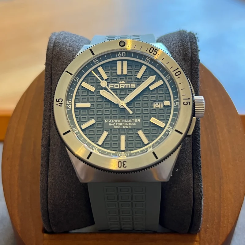 Fortis Bracelet gris Marinemaster M-40 F812.0005