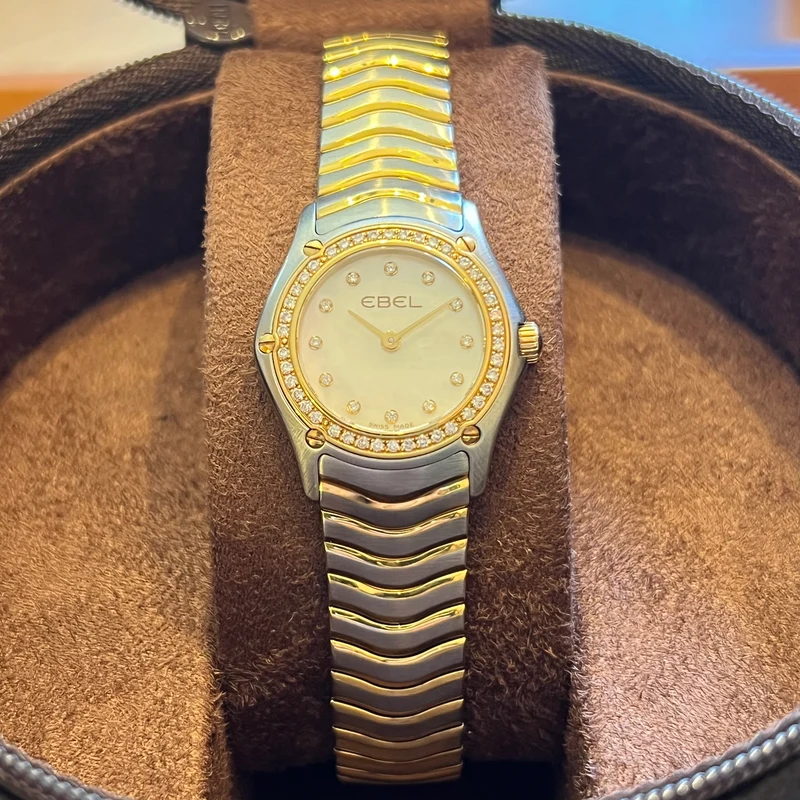 Montre Ebel Classic Wave avec lunette en diamants 1003F14/9925