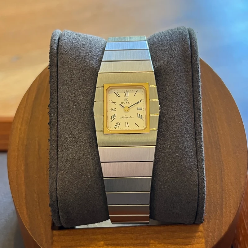 Cyma Navystar Lunette plaquée or Quartz