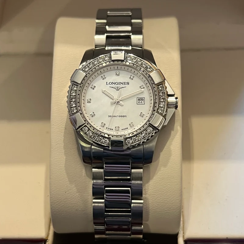 Montre Longines Hydro Conquest avec lunette sertie de diamants et ensemble complet L3.247.0.87.6