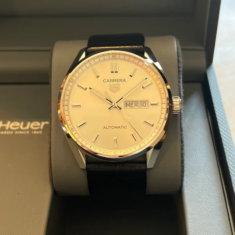 Coffret complet Tag Heuer Day-Date 11-2022 WBN2011.FC6484