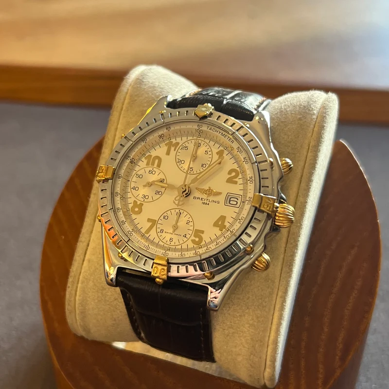 Montre automatique Breitling Chronomat avec cadran argenté B13050.1