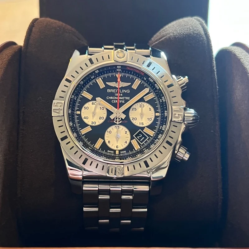 Breitling Chronomat 44 Airborne 30 ème anniversaire AB01154G