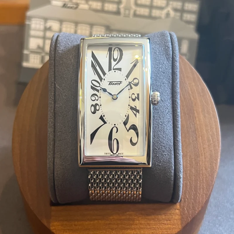 Coffret complet de montres Tissot Heritage Banana T117.509.11.012.00