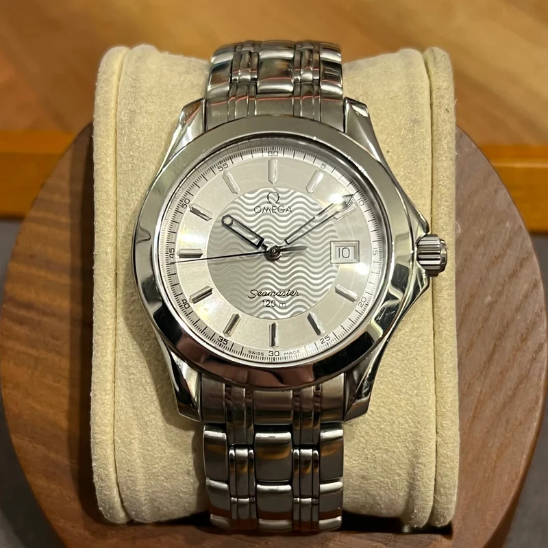 Omega Seamaster Quartz Date 2511.31